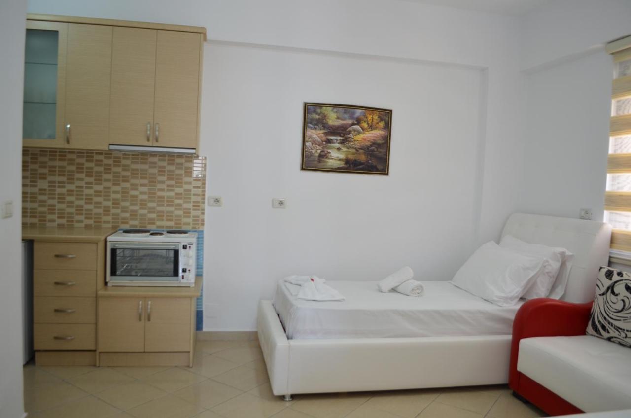 Noah Apartaments Sarande Exterior photo