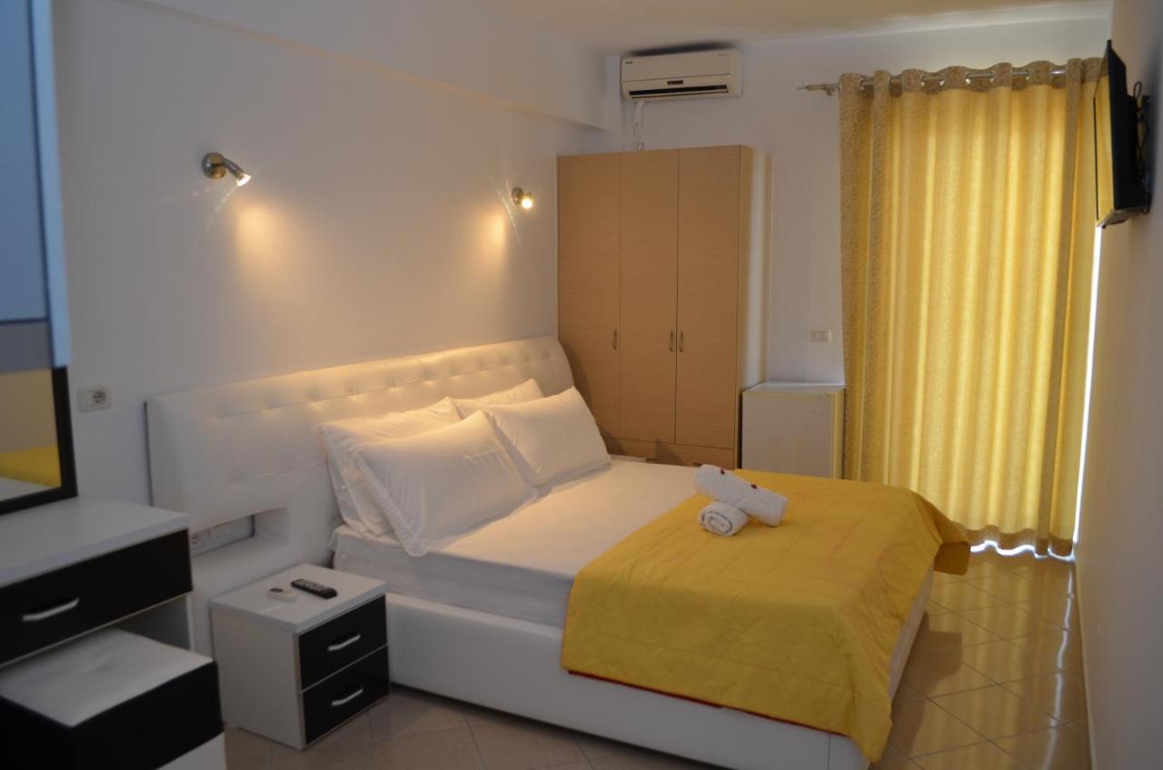 Noah Apartaments Sarande Exterior photo