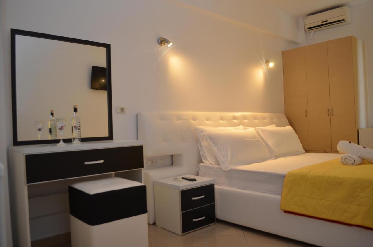 Noah Apartaments Sarande Exterior photo
