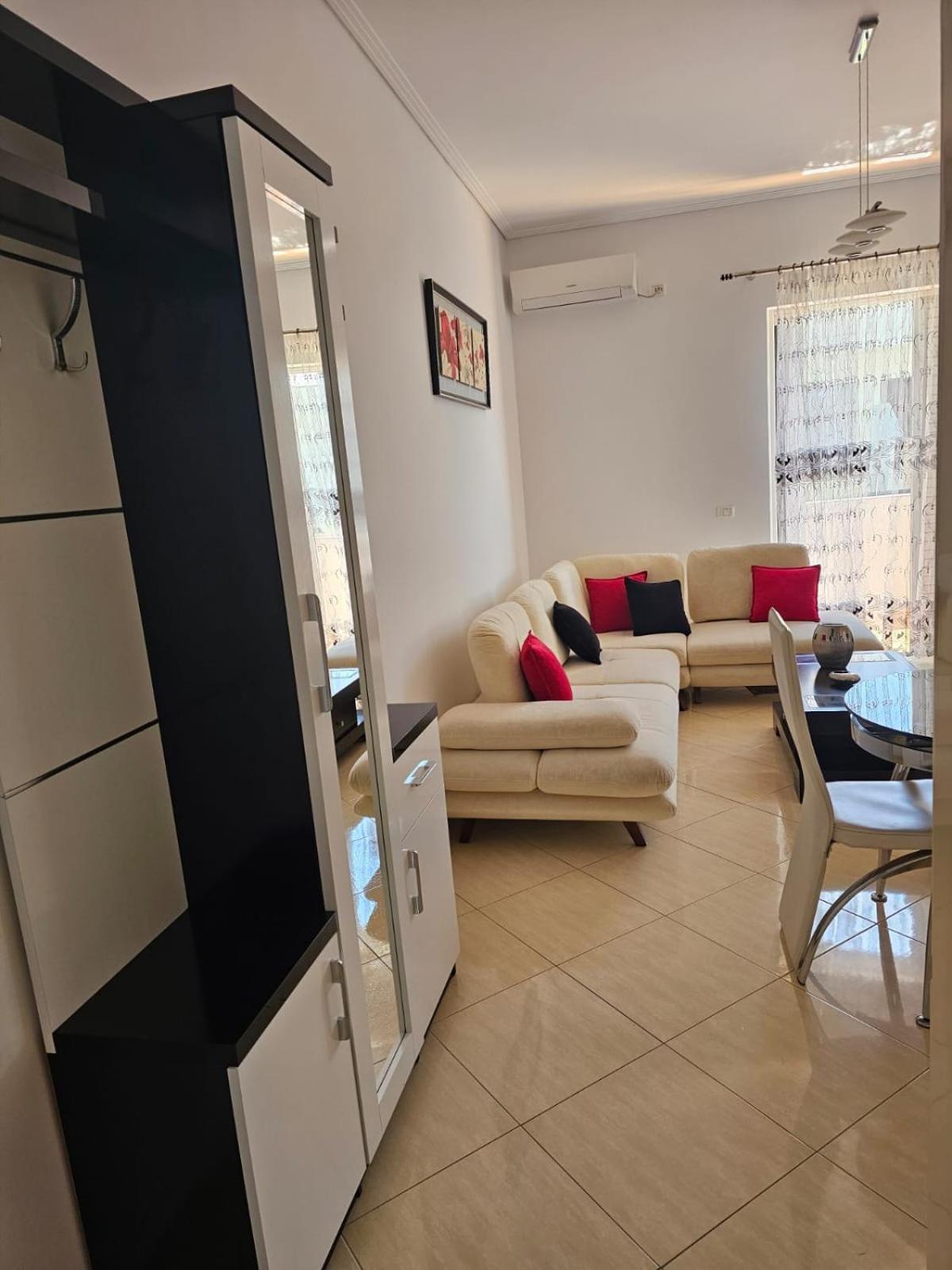 Noah Apartaments Sarande Exterior photo