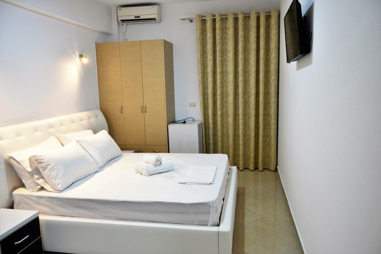 Noah Apartaments Sarande Exterior photo