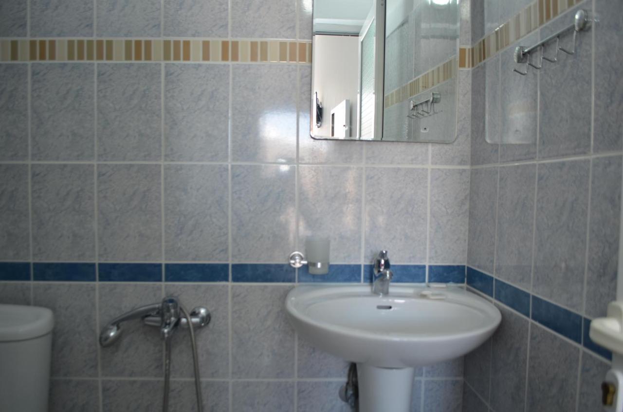 Noah Apartaments Sarande Exterior photo